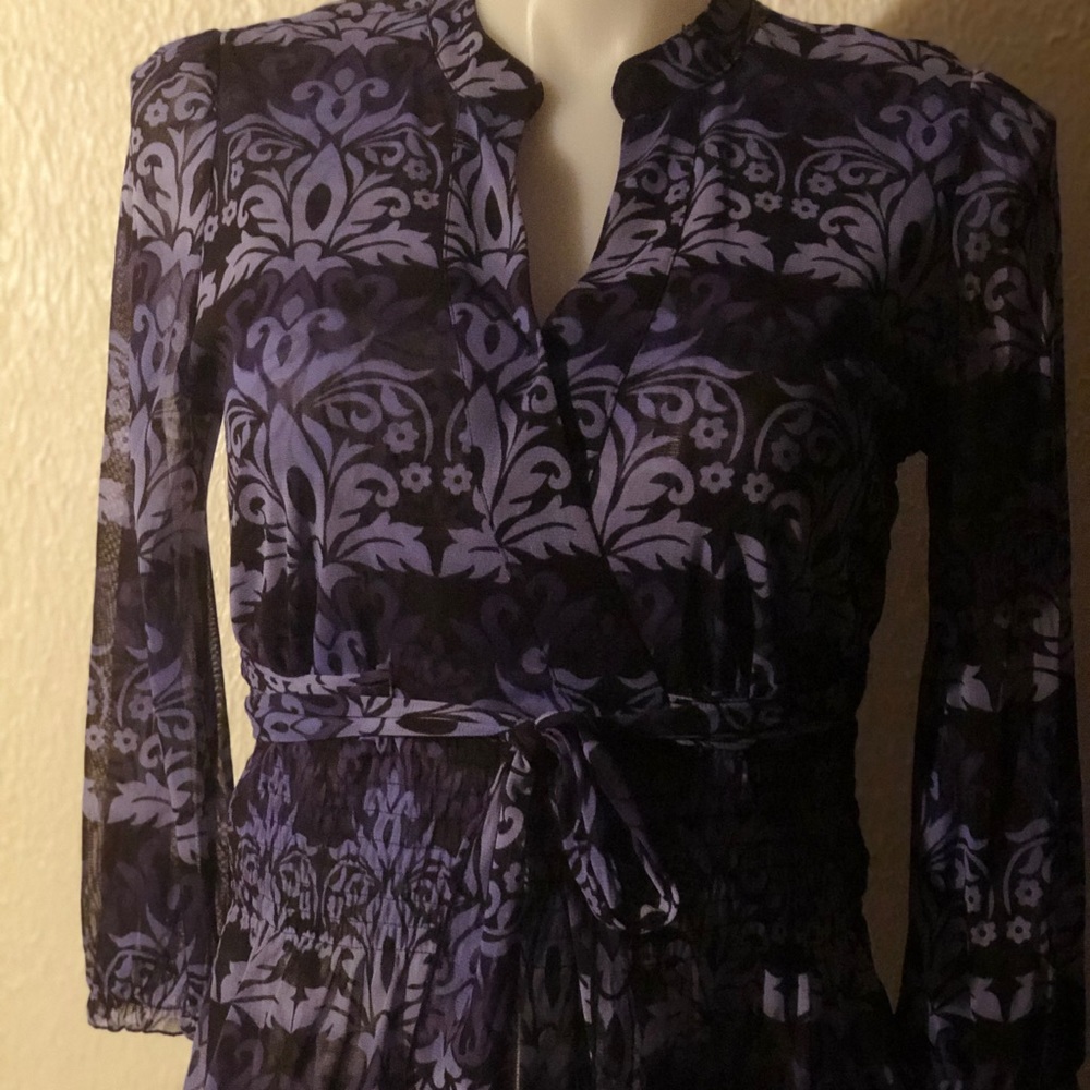 I.N.C international women’s dress shirt size L